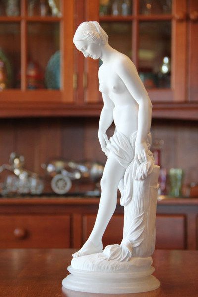 Venus Bath Falconet Statue sculpture marble figurine Bather replica
